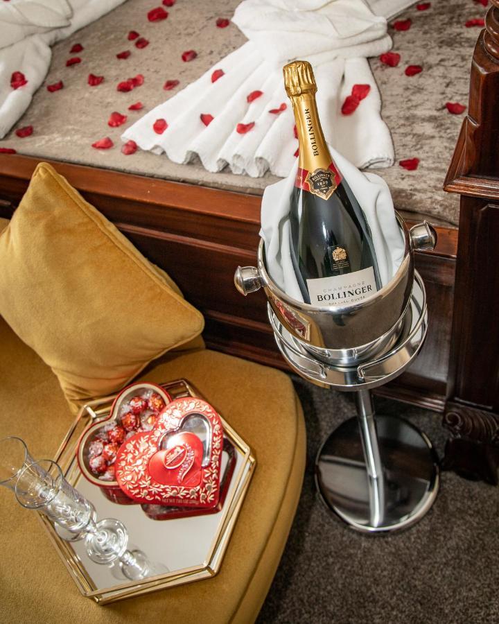 Beaumont - Free Private Parking & Local Health Centre Access - Adults Only Maison d'hôtes