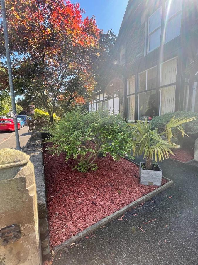 Casa de hóspedes Beaumont Guest House- Free Private Parking & Off-site Health Centre Access - Adults Only Windermere
