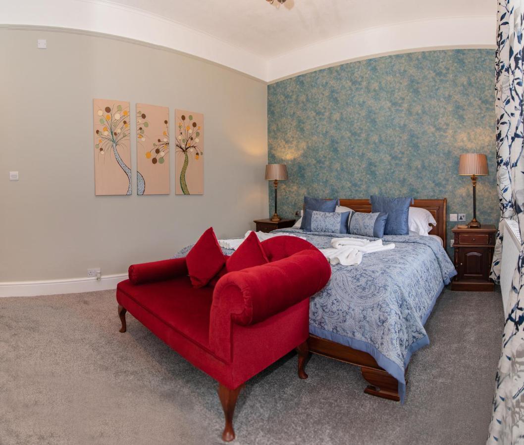 Casa de hóspedes Beaumont Guest House- Free Private Parking & Off-site Health Centre Access - Adults Only 5*