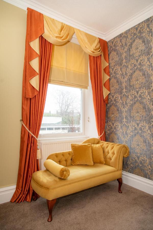 Beaumont Guest House- Free Private Parking & Off-site Health Centre Access - Adults Only Casa de hóspedes Windermere